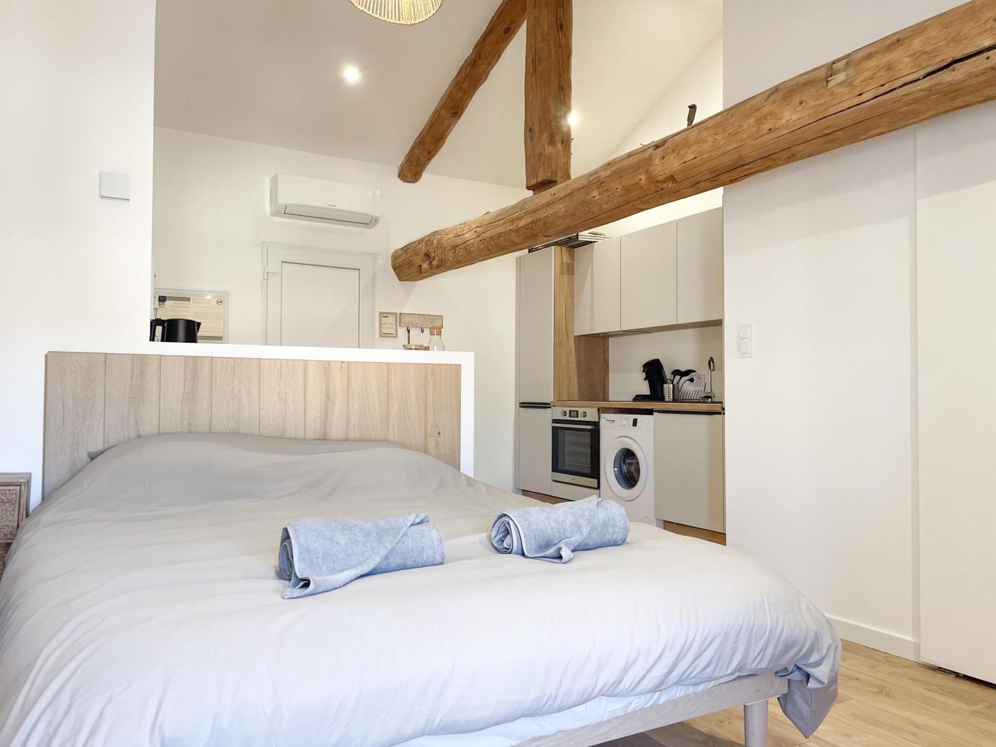 Ferienwohnung Esprit Bali Montbrison Exterior foto